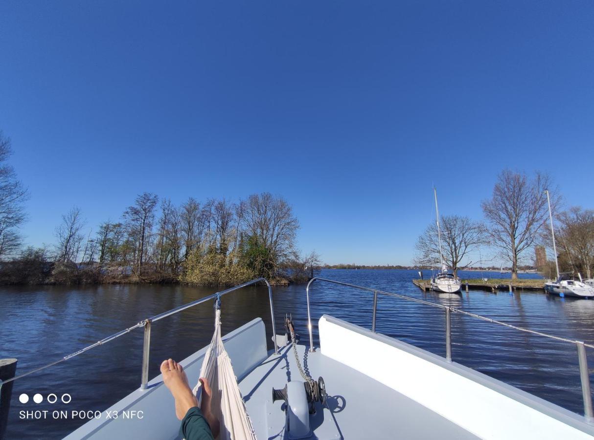 Boathouse At Unescco Fort And Magnificent Lake-View Roelofarendsveen Bagian luar foto